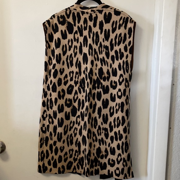Cheetah print and color block long vest - Picture 2 of 4